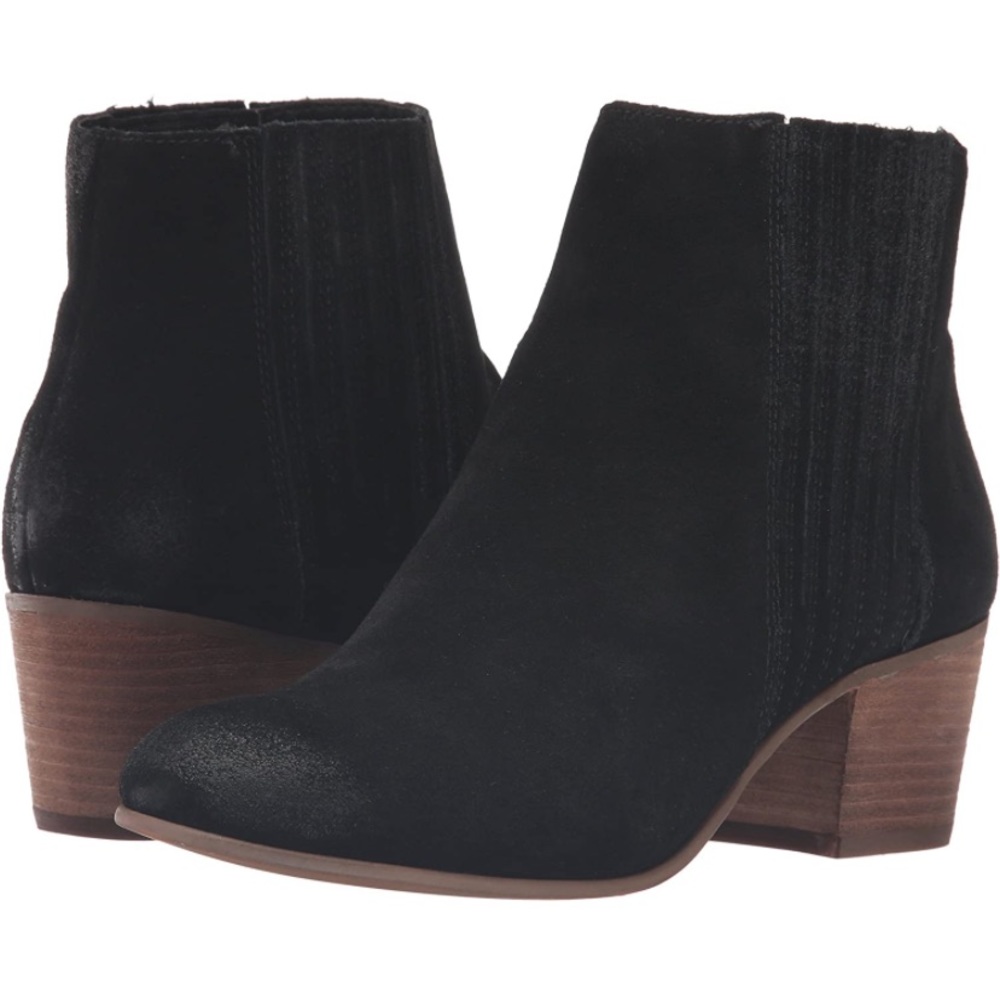Dolce Vita Iona Ankle Booties